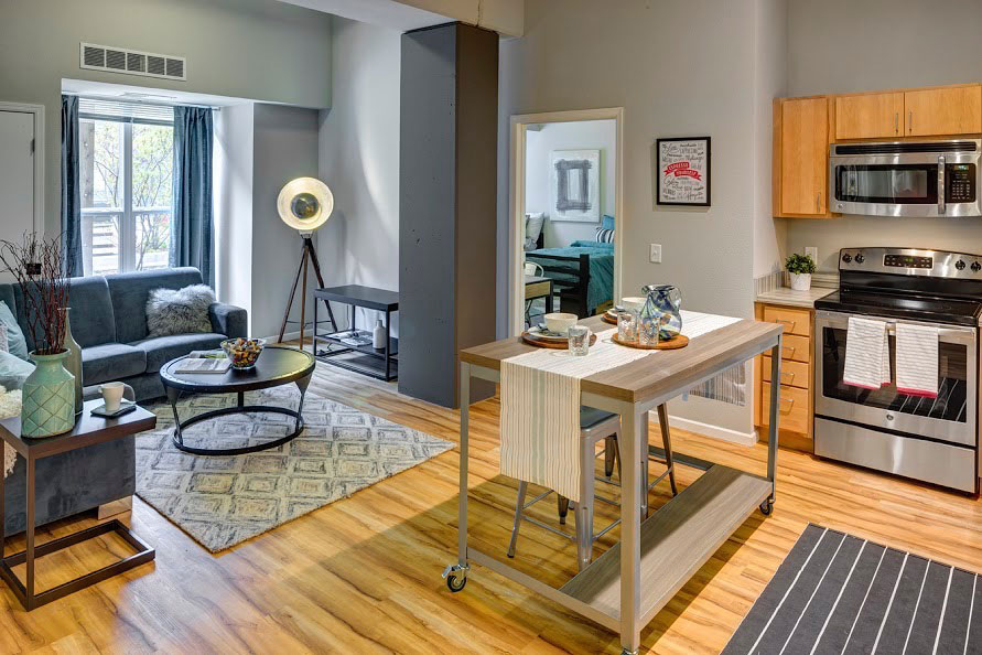 Student living in Minneapolis, Minnesota